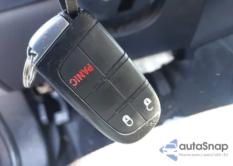 2018 Dodge Journey Se z USA, uszkodzony, nr VIN 3C4PDCAB9JT229799